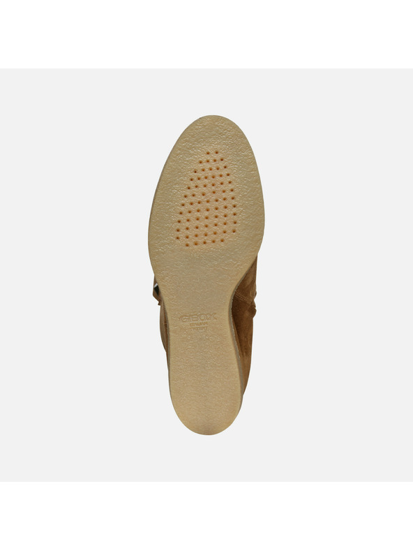 Geox Hnedé dámske čižmy Geox Wedge
