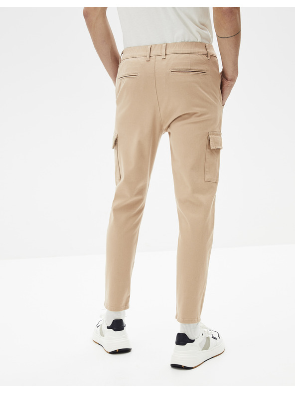Celio Béžové pánske skrátené nohavice s vreckami Celio Cargo Ronar