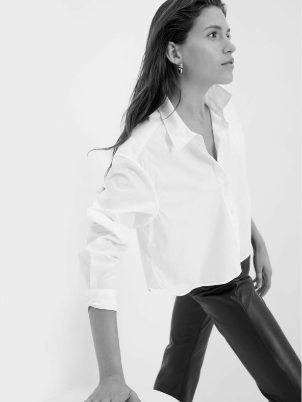 GAP Bavlnená košeľa crop GAP