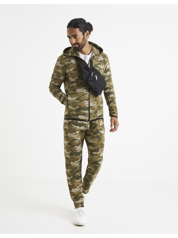 Celio Béžovo-zelená pánska maskáčová mikina Celio Veyoke