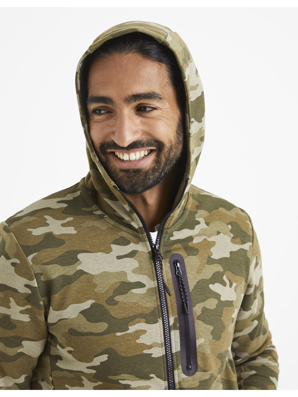 Celio Béžovo-zelená pánska maskáčová mikina Celio Veyoke