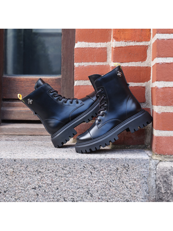 Geox Čierna dievčenská členková obuv Geox Maquinnerns