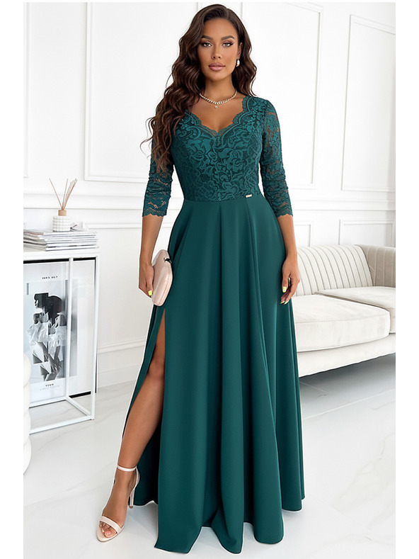 numoco Elegantné čipkované dlhé šaty s výstrihom - zelené Numoco AMBER