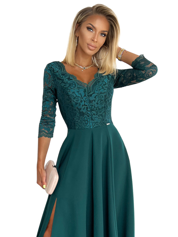 numoco Elegantné čipkované dlhé šaty s výstrihom - zelené Numoco AMBER