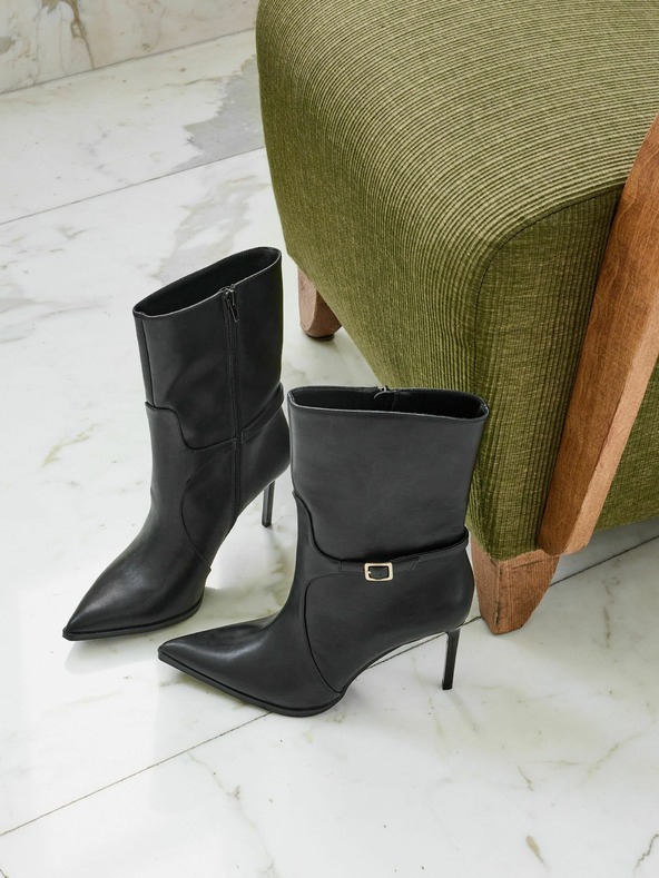 Orsay Čierna dámska členková obuv na podpätku ORSAY