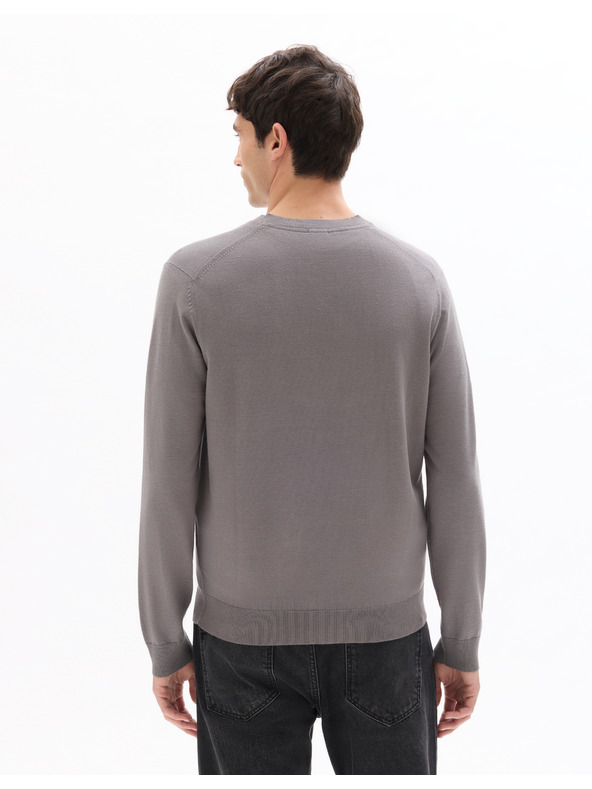 Celio Sveter Neviskozv