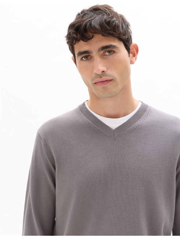 Celio Sveter Neviskozv