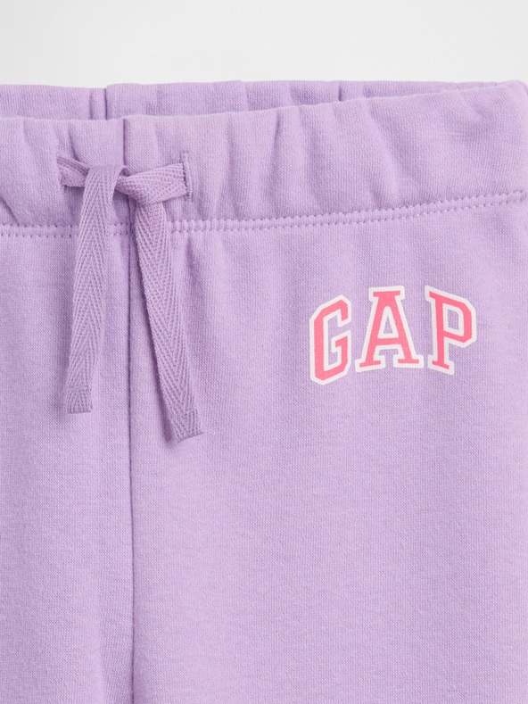 GAP Baby tepláky s logom GAP