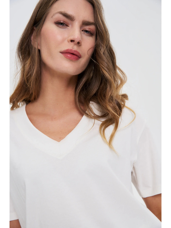 Moodo Biely top so V-výstrihom Moodo
