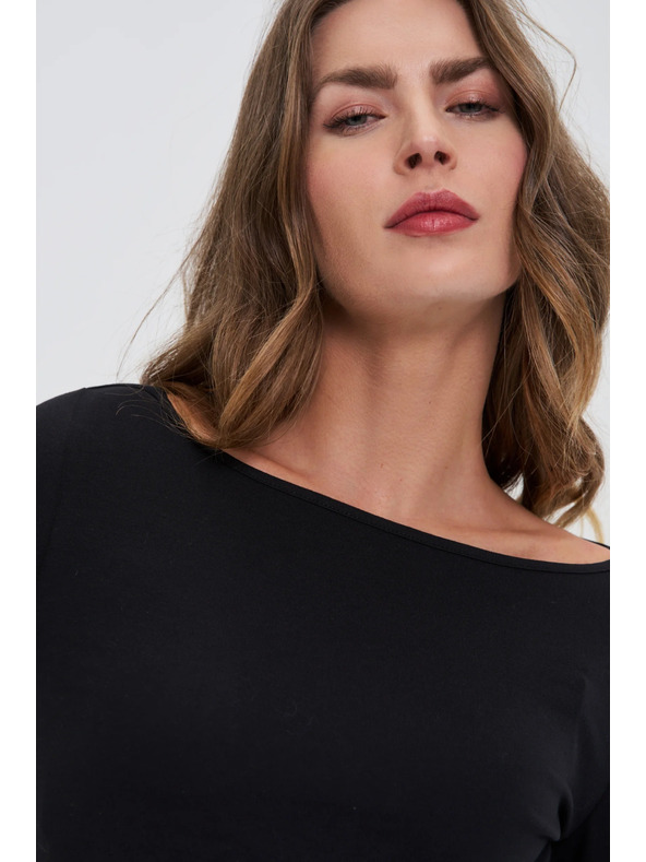 Moodo Priliehavá čierna blúzka s dlhým rukávom Moodo
