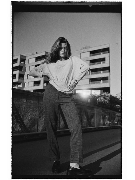 Moodo Rebrovaná blúzka s dlhými rukávmi šedá Moodo