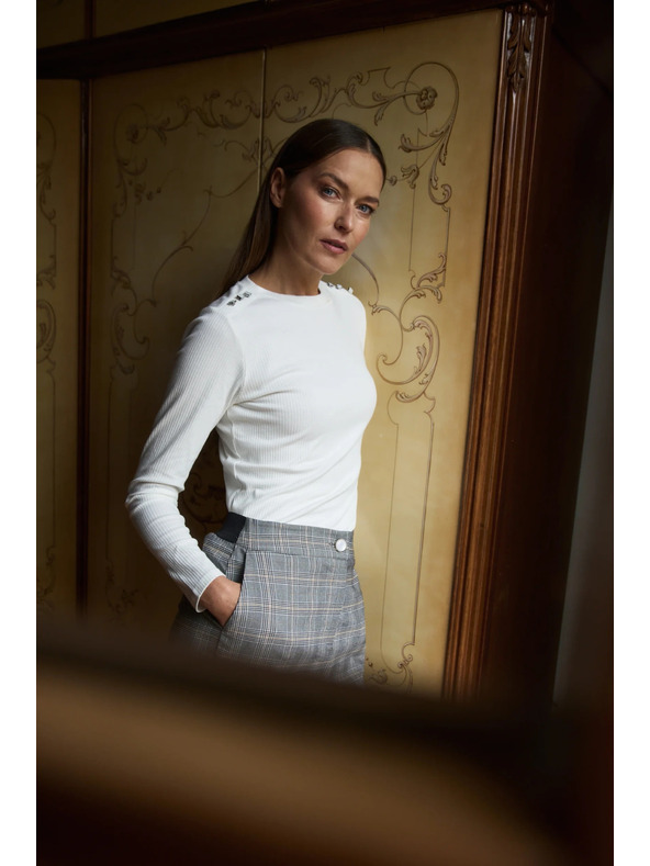 Moodo Bavlnená blúzka s dlhými rukávmi biela Moodo