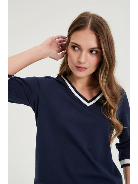 Moodo Bavlnená blúzka so výstrihom do V námorná modrá Moodo