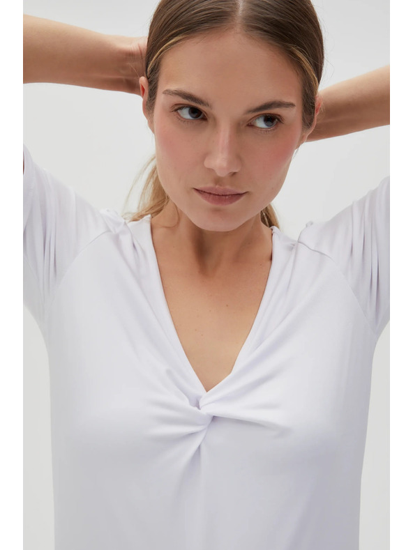 Moodo Biela blúzka s ozdobným výstrihom Moodo