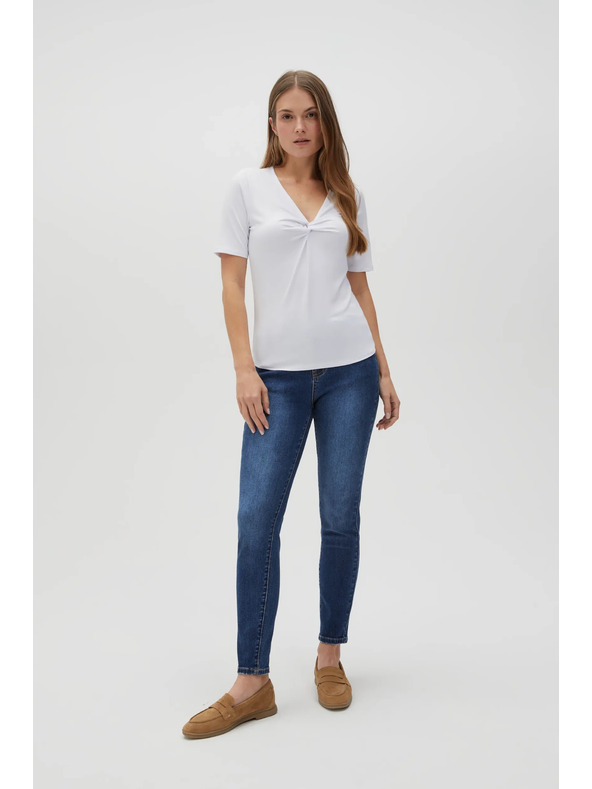 Moodo Biela blúzka s ozdobným výstrihom Moodo