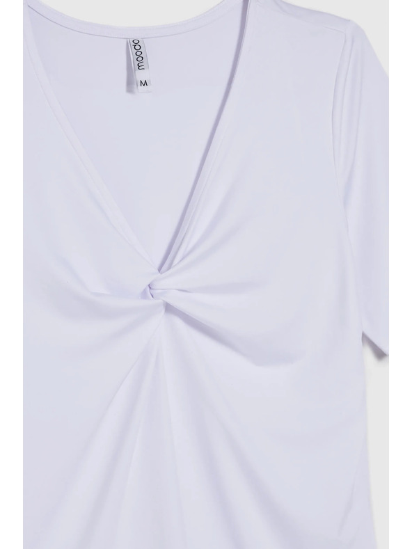 Moodo Biela blúzka s ozdobným výstrihom Moodo