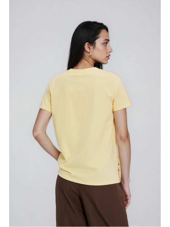 Moodo Žltá blúzka s ozdobnými gombíkmi Moodo