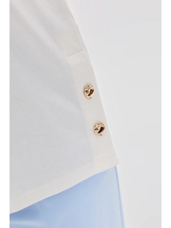 Moodo Biela blúzka s ozdobnými gombíkmi Moodo