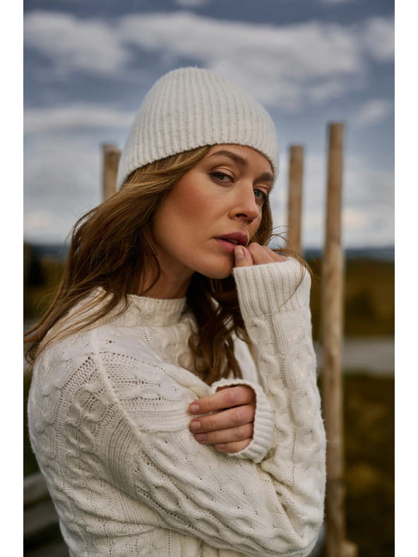 Moodo Zimná čiapka biela Moodo