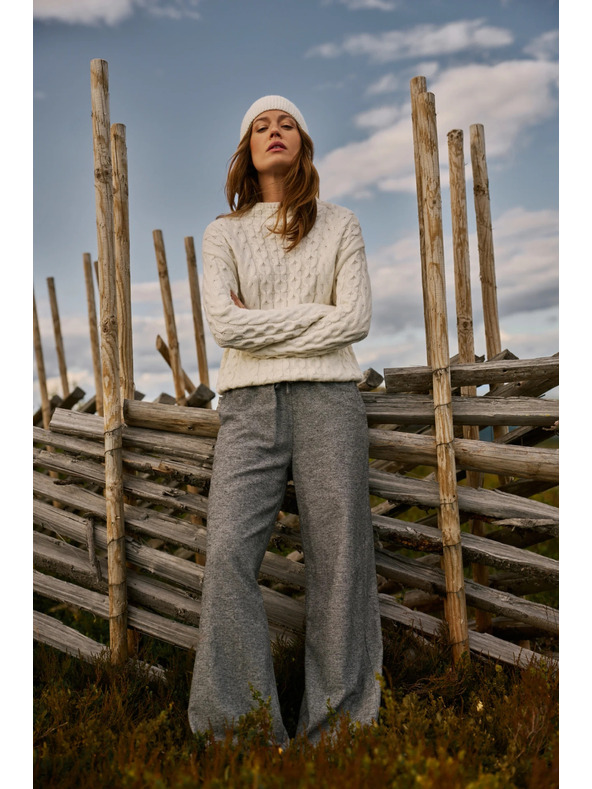 Moodo Zimná čiapka biela Moodo