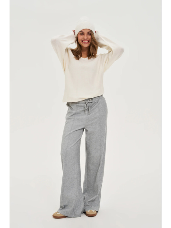 Moodo Teplá čiapka biela Moodo