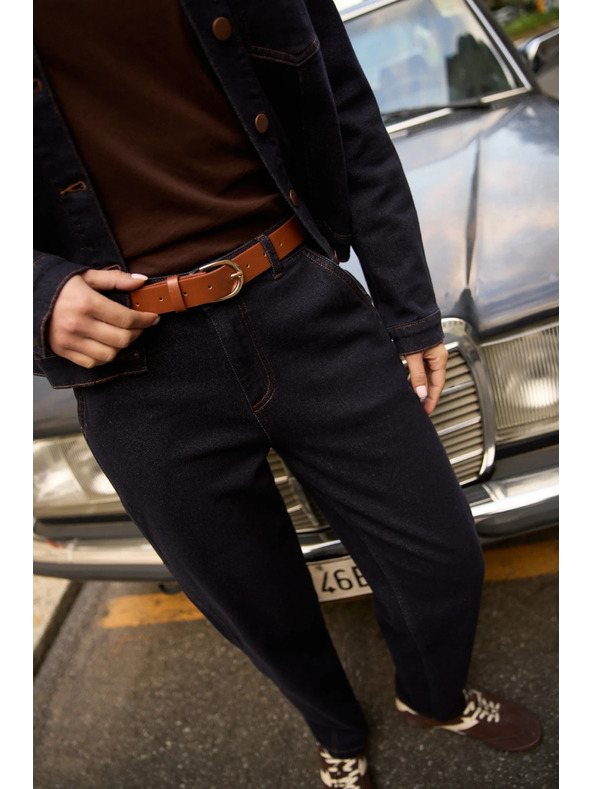 Moodo Tmavé modré džínsy s opaskom Moodo