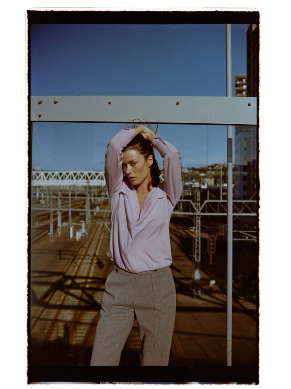 Moodo Ružová viskózová košeľa Moodo