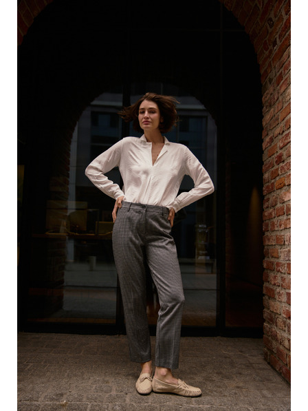 Moodo Hladká košeľa z viskózy biela Moodo