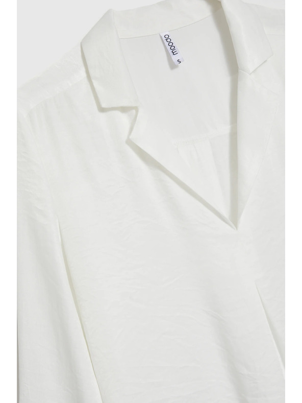 Moodo Hladká košeľa z viskózy biela Moodo