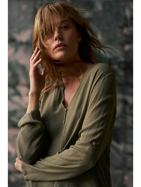 Moodo Viskózová košeľa olivová Moodo