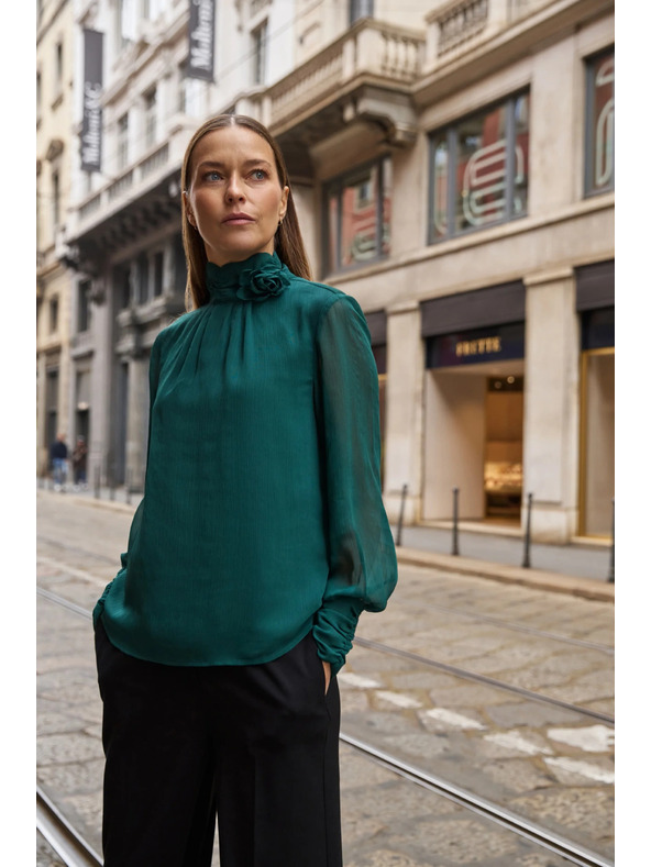 Moodo Zelená košeľa s kvetom Moodo