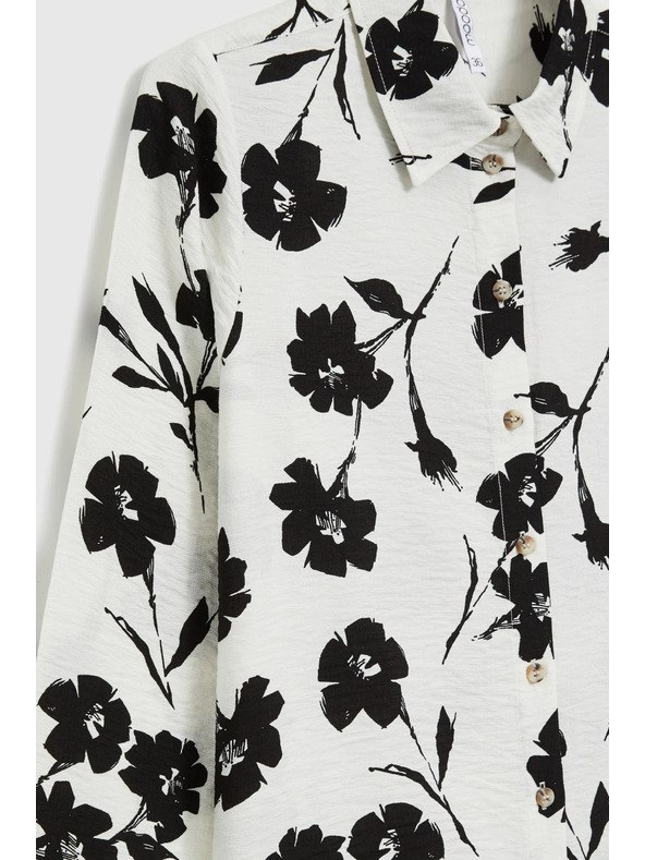 Moodo Viskózová košeľa s kvetinovým vzorom biela Moodo