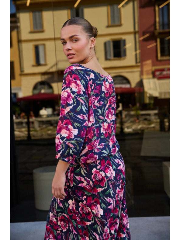 Moodo Tmavomodrá viskózová košeľa Moodo s kvetinovým vzorom