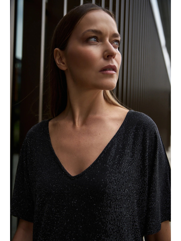 Moodo Blúzka na nosenie dvoma spôsobmi čierna Moodo