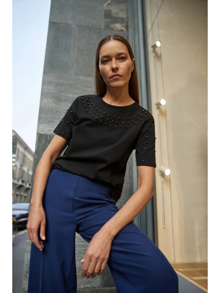 Moodo Čierne tričko s korálkami Moodo