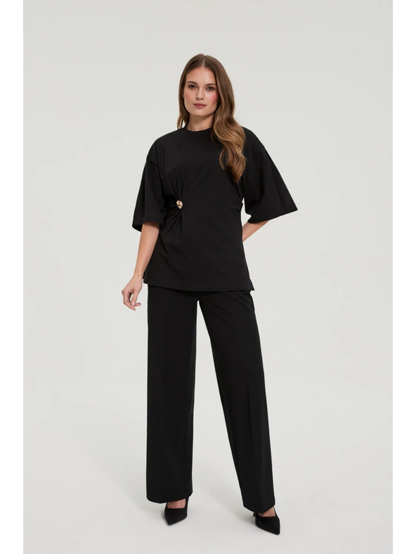 Moodo Bavlnená blúzka s ozdobným gombíkom čierna Moodo