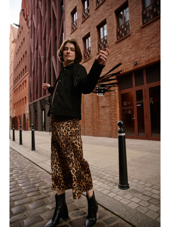 Moodo Čierna bunda so strapcami Moodo