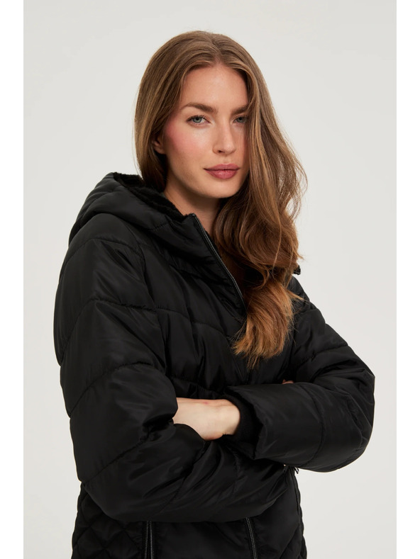 Moodo Bunda s prešívanou kapucňou čierna Moodo