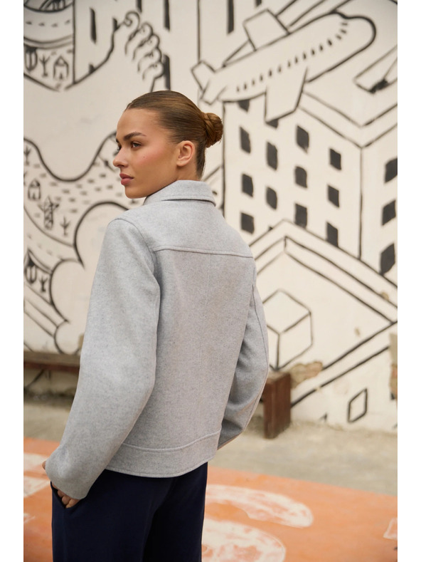 Moodo Krátka bunda sivá Moodo