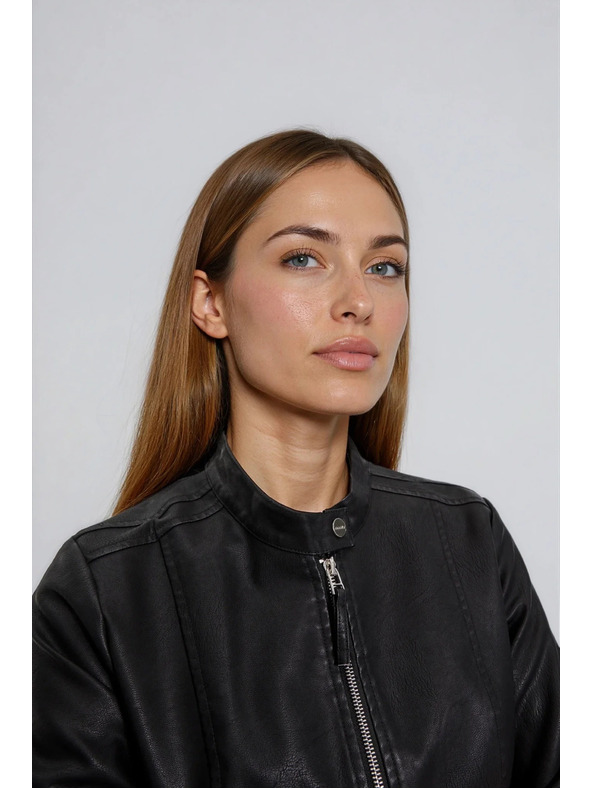Moodo Čierna bunda z imitácie kože Moodo