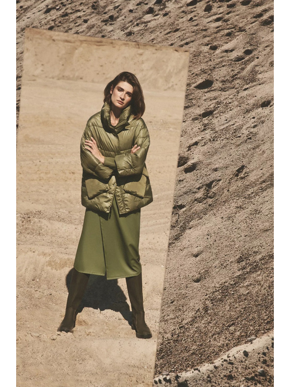 Moodo Krátka bunda s golierom Moodo