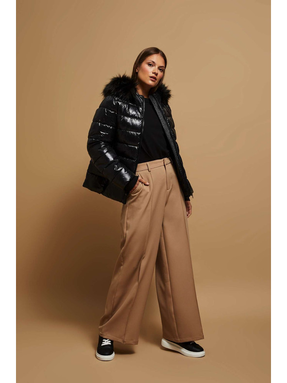 Moodo Prešívaná bunda s kožušinovou kapucňou Moodo