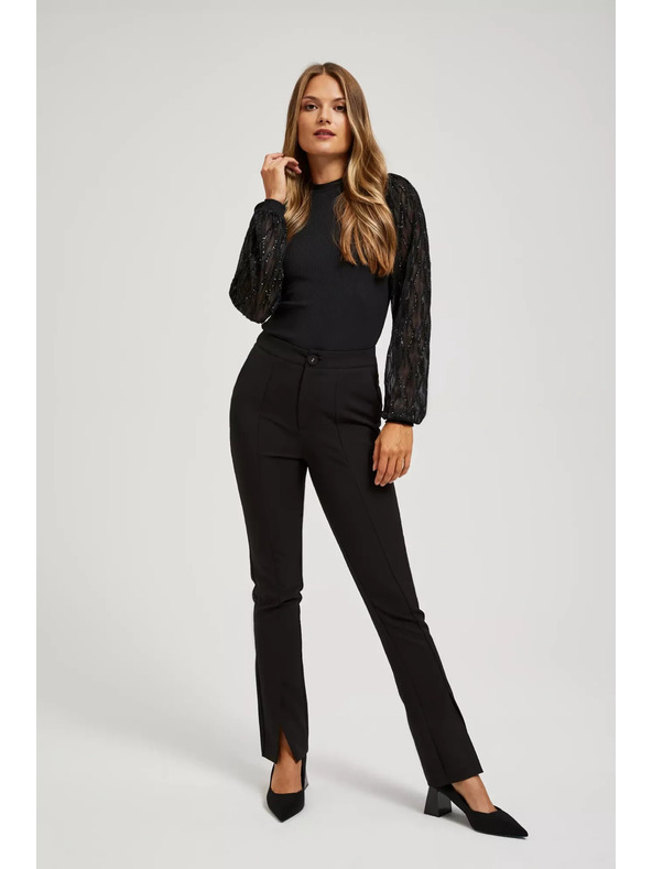 Moodo Čierna blúzka s ozdobnými rukávmi Moodo