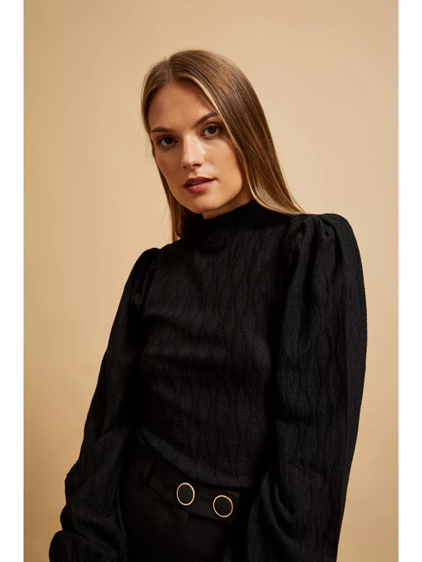 Moodo Čierna blúzka s polo výstrihom a nafúknutými rukávmi Moodo