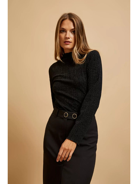 Moodo Čierna blúzka s polo výstrihom zdobená metalickou niťou Moodo