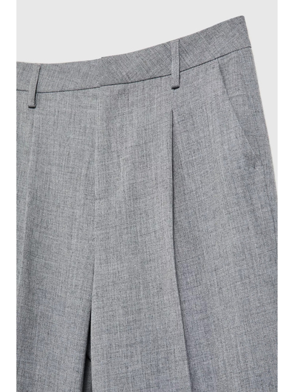 Moodo Spoločenské šedé nohavice so zahrnutými nohavicami do záhybu Moodo