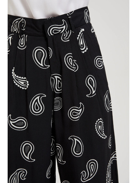 Moodo Čierne nohavice s jemným vzorom Moodo