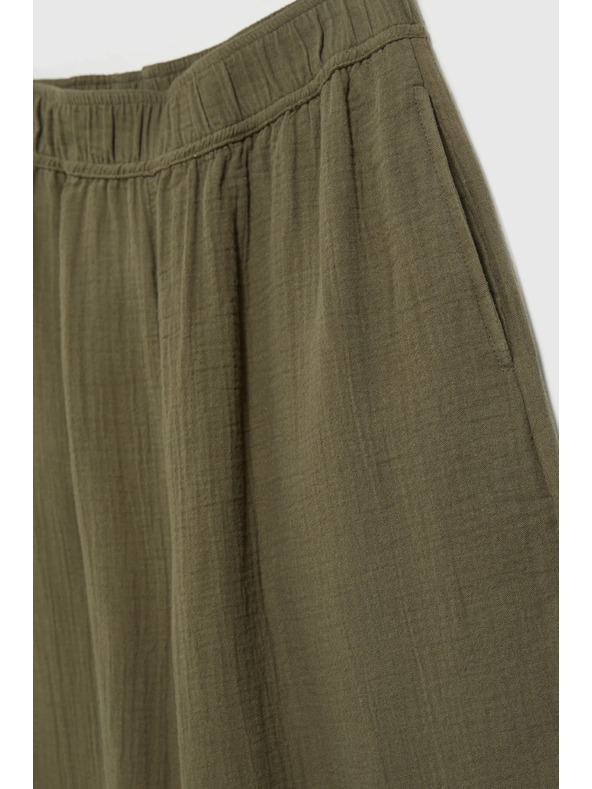 Moodo Olivkové bavlnené nohavice so širokým strihom Moodo