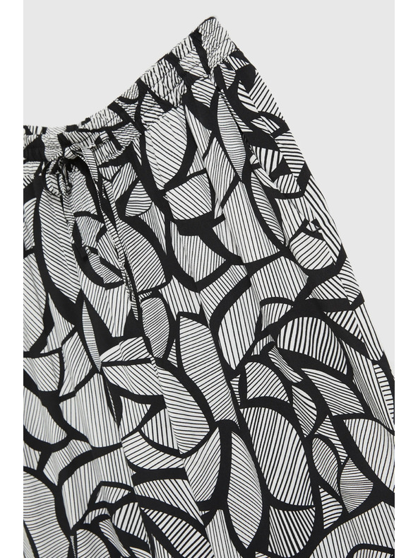 Moodo Viskózové nohavice s rovným strihom čierno-biele Moodo