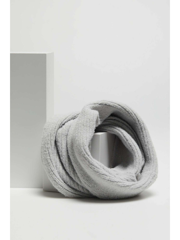 Moodo Hladký šál s metalickou niťou Moodo